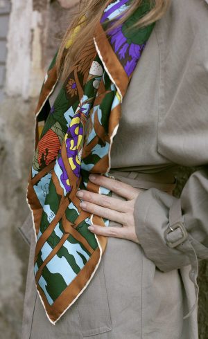 Silk floral FOULARD