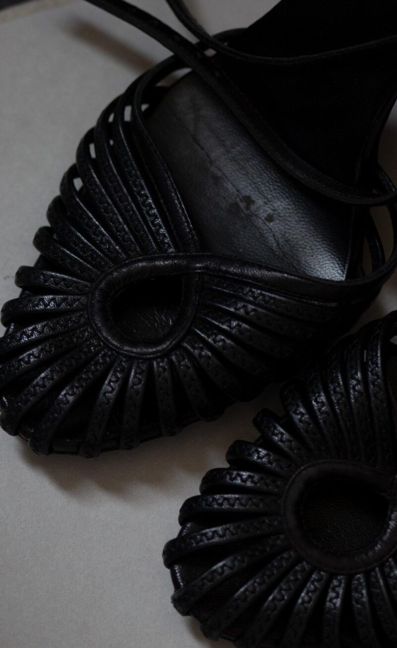 GUCCI Leather Shoes - Image 5
